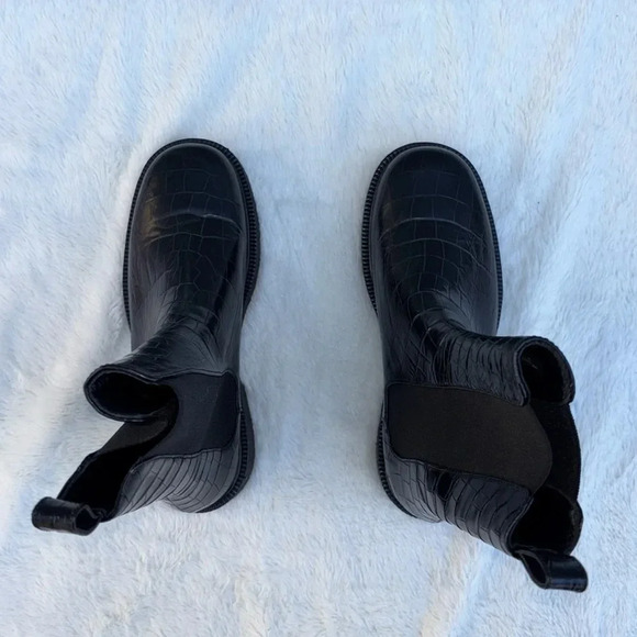 NWOT STAUD Palamino Chelsea Boot CROC-EMBOSSED PLATFORM BLACK Size EU 35 - Picture 5 of 8